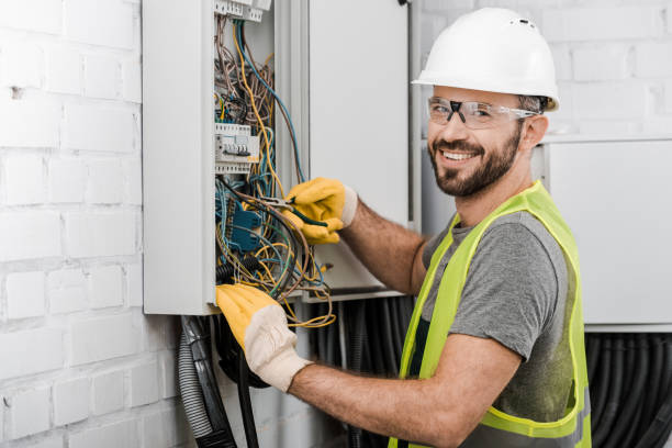 Best Affordable Emergency Electrician  in East Camden, SC